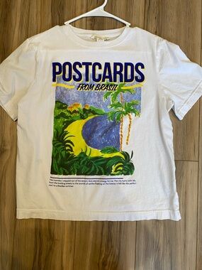 H&M White Crewneck Tee with Subtle Tag Detail